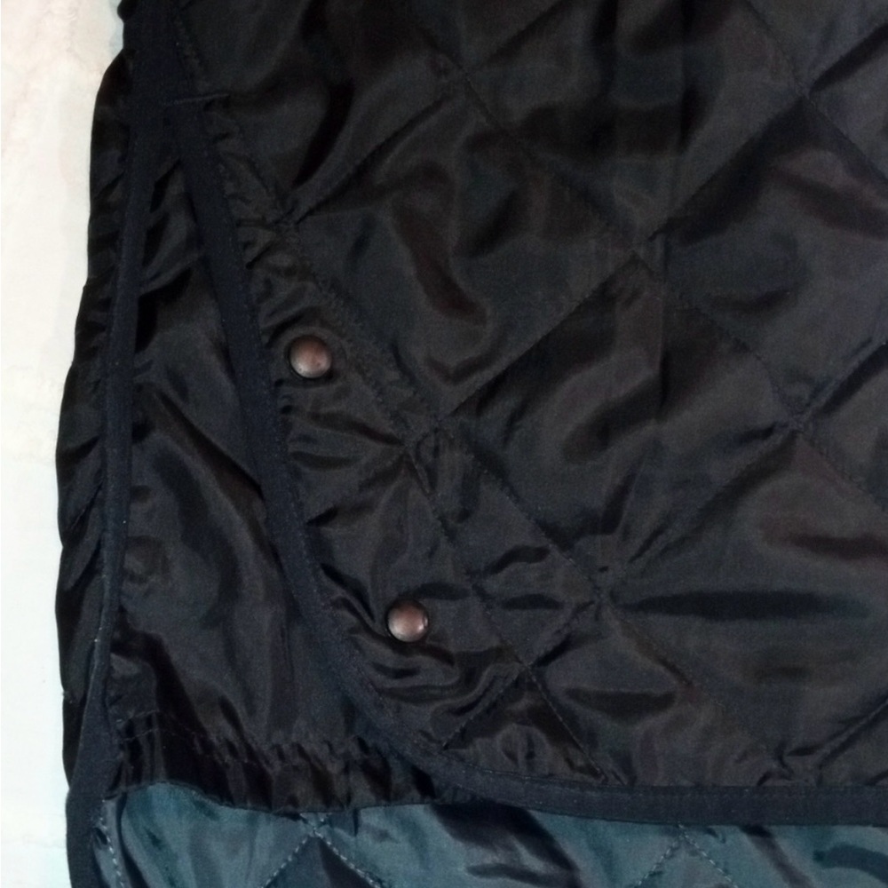 Youth Nike Black Quilted Jacket with White Logo - Picture 6 of 13